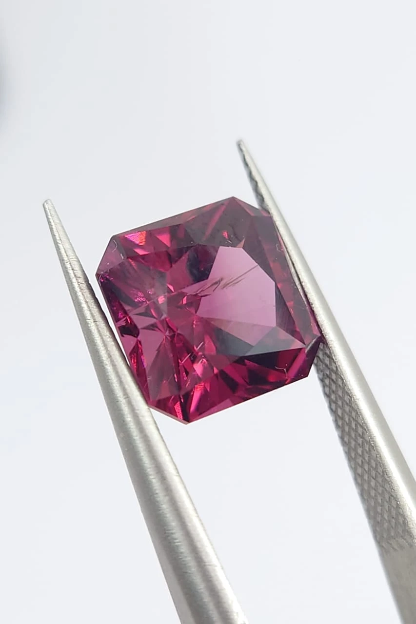 3.33ct Natural Pinkish Red Rhodolite Garnet Emerald Cut Loose Gemstone From Tanzania — view 5